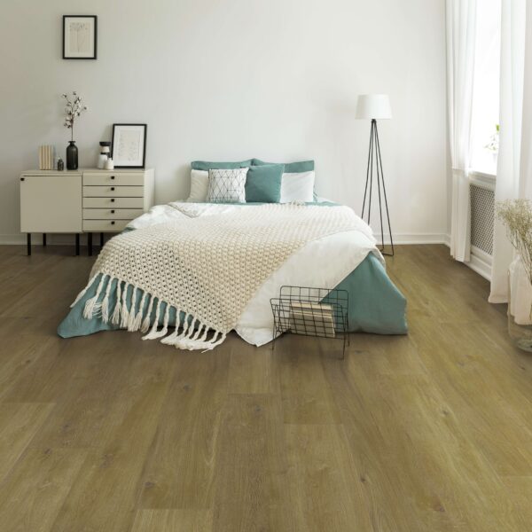 AS Stormy Room DS102 scaled Apex Catalunya room